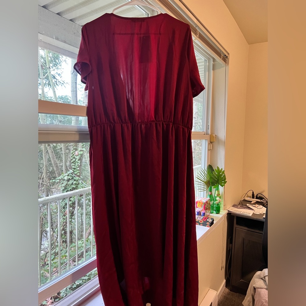 Elegant Red Midi Dress